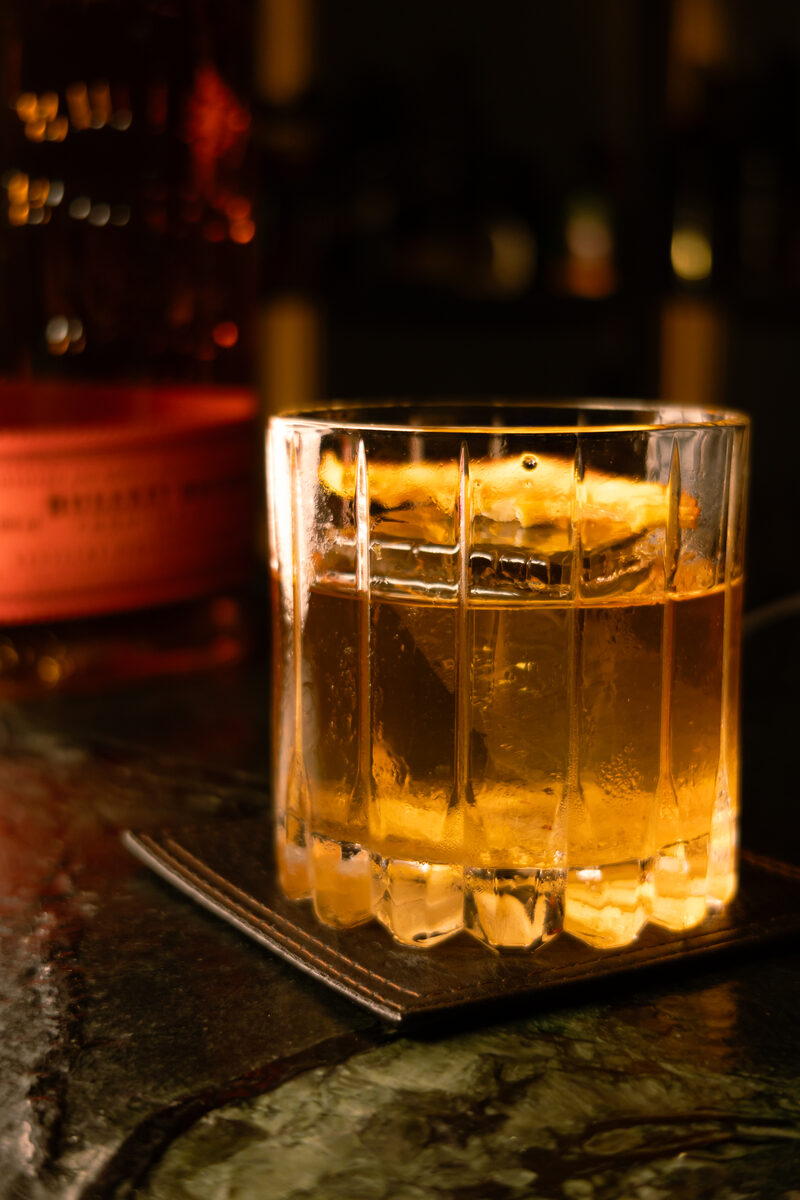 Coctelería en la barra de Robusto